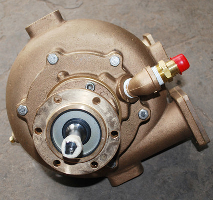 Насос морской воды для двигателя Cummis0